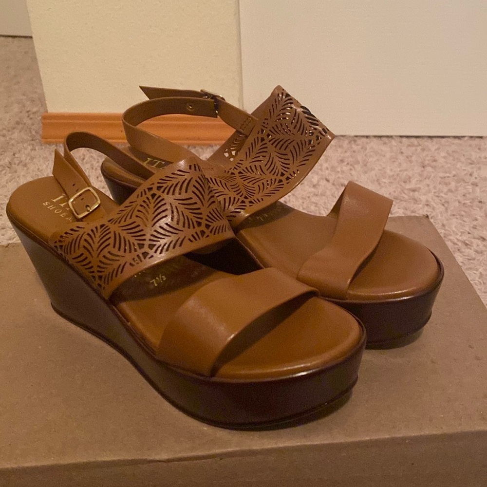 Italian shoes, Shary style with tank color